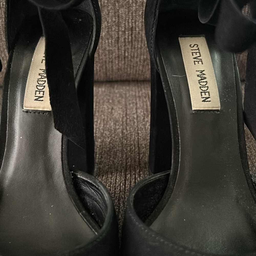 Steve Madden Suede ankle tie heels - Picture 5 of 6